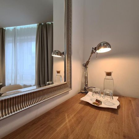 Schones Zimmer In Zentraler Lage Hanovra Exterior foto