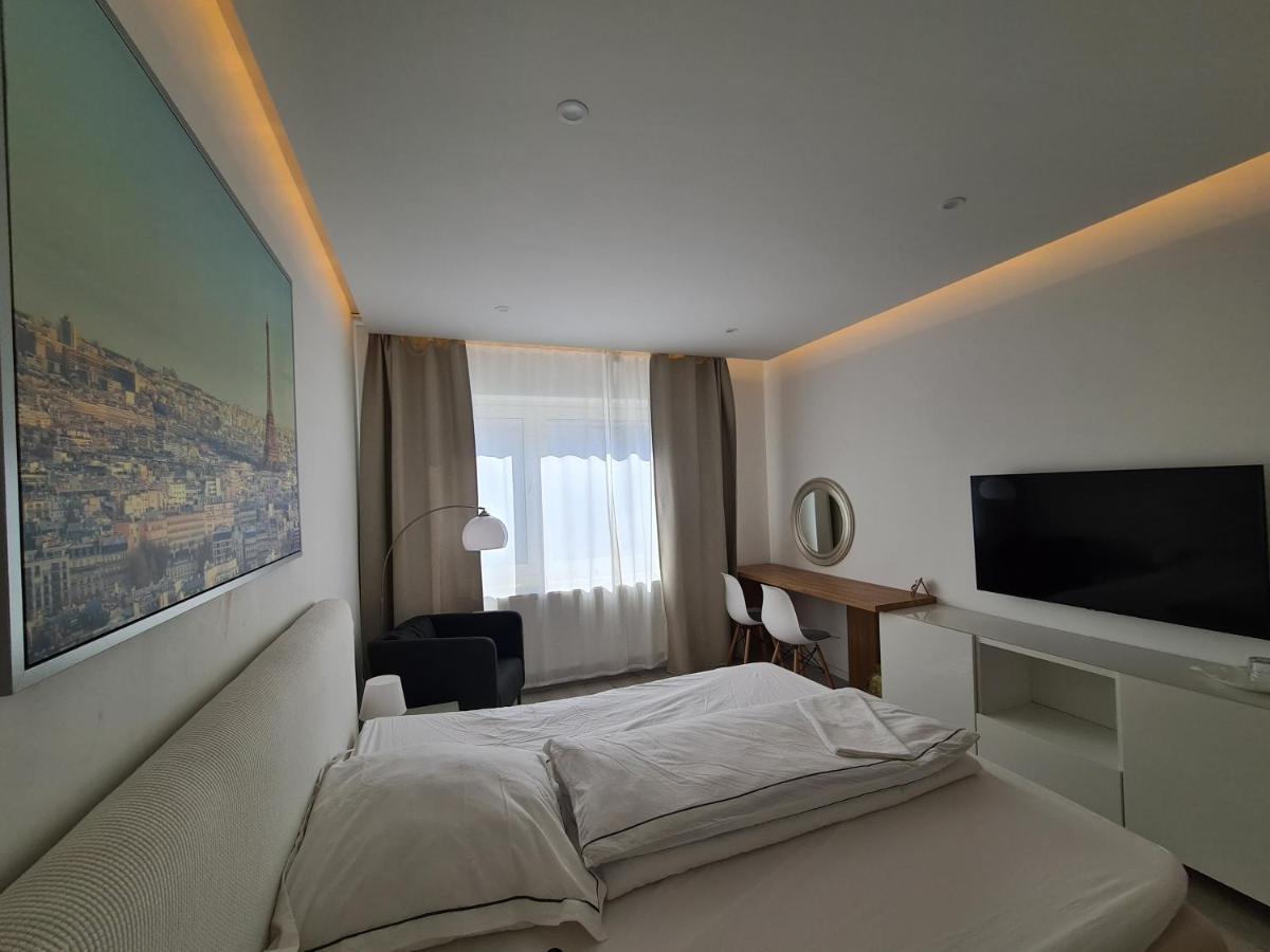 Schones Zimmer In Zentraler Lage Hanovra Exterior foto