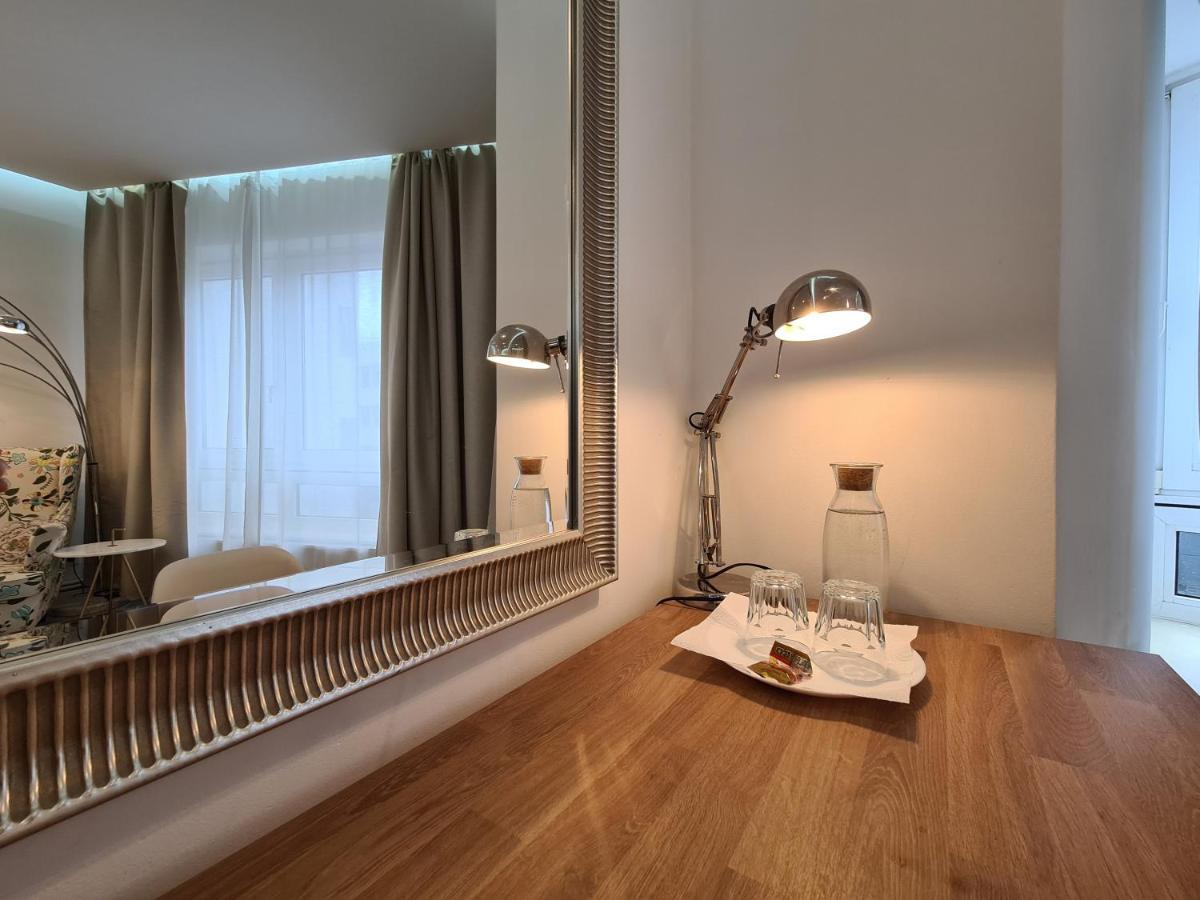 Schones Zimmer In Zentraler Lage Hanovra Exterior foto